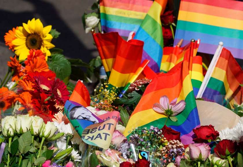 Pride-partnerne om skuddene i Oslo: - Vi skal fortsette å stå opp for våre viktigste verdier