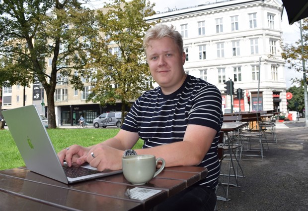 Andreas (21) satser på USA-studier og eget Twitch-byrå: - Det var bare å komme seg inn i det