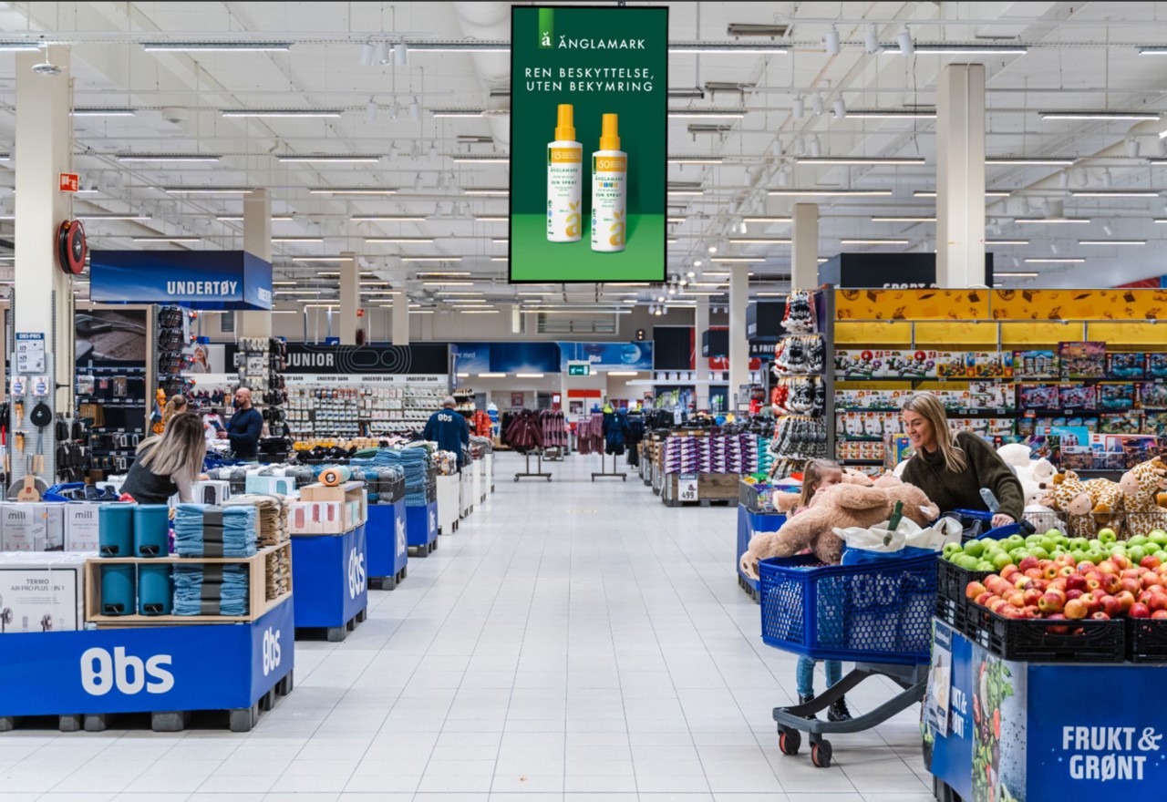 Nå skrur Coop på 128 nye reklameskjermer: - Stor interesse blant annonsører