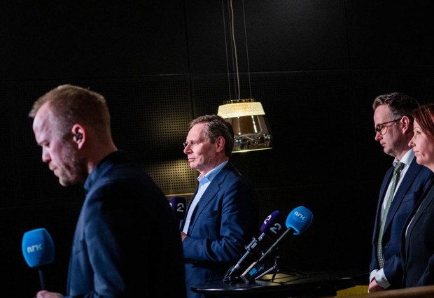 NRK og TV 2 klare for «NM i venting»: - En telttur på hardt flisegulv