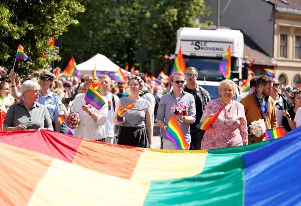 Gigantselskapene heiser ikke regnbueflagget på Instagram: - Vi støtter ikke bare Pride i juni, men hele året